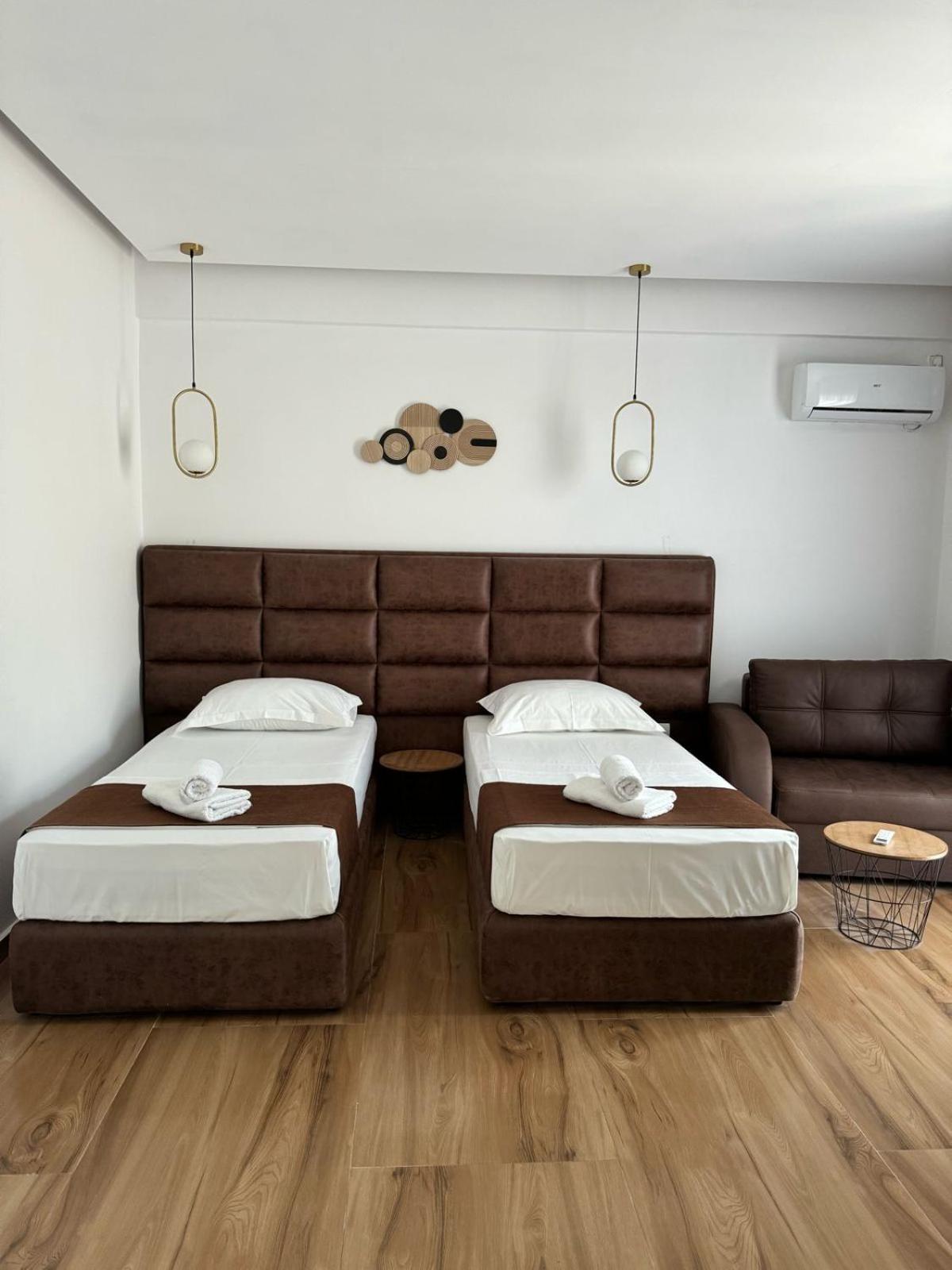 Ansi Paradiso Apartaments Sarande Bagian luar foto