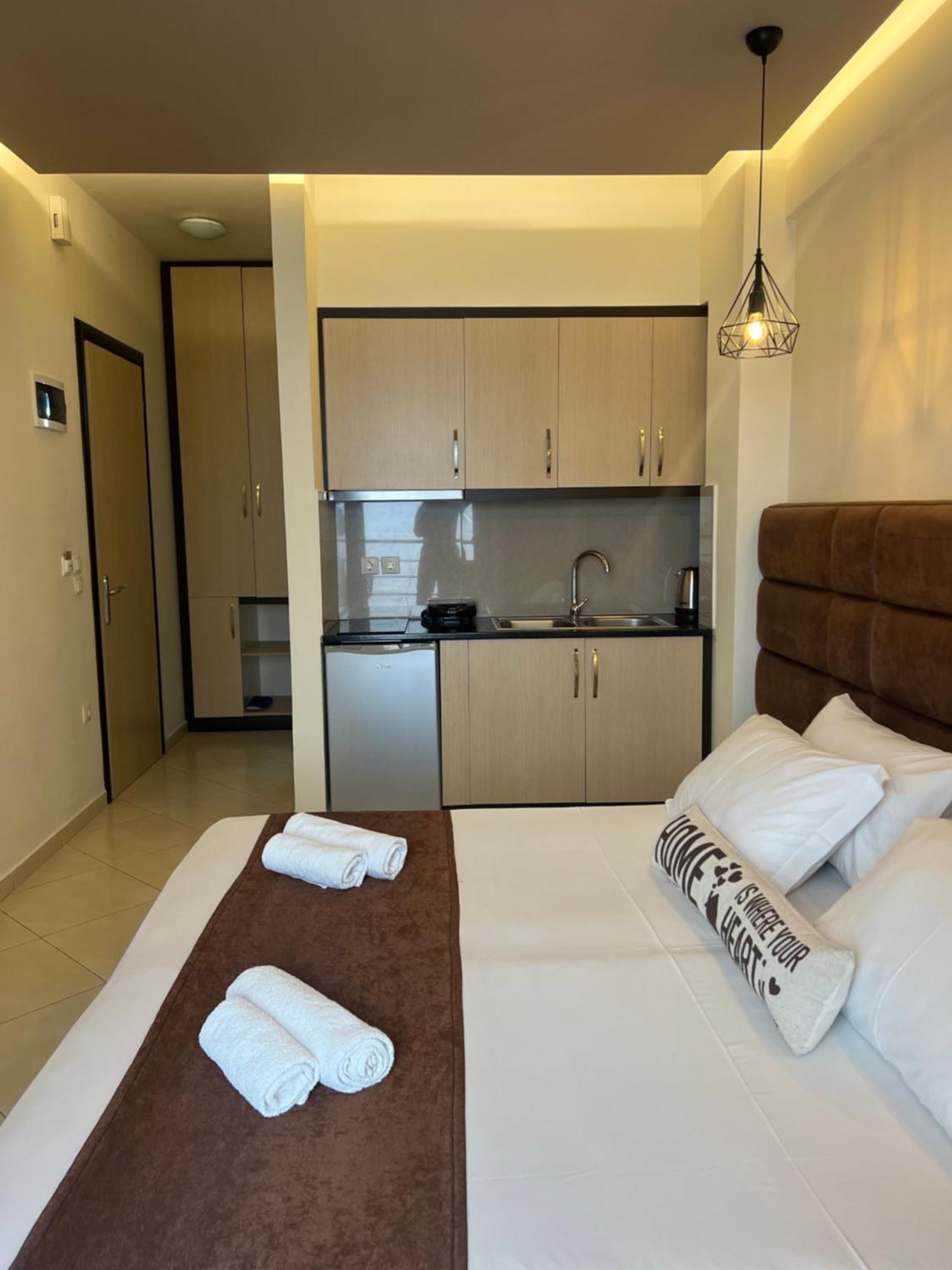 Ansi Paradiso Apartaments Sarande Bagian luar foto