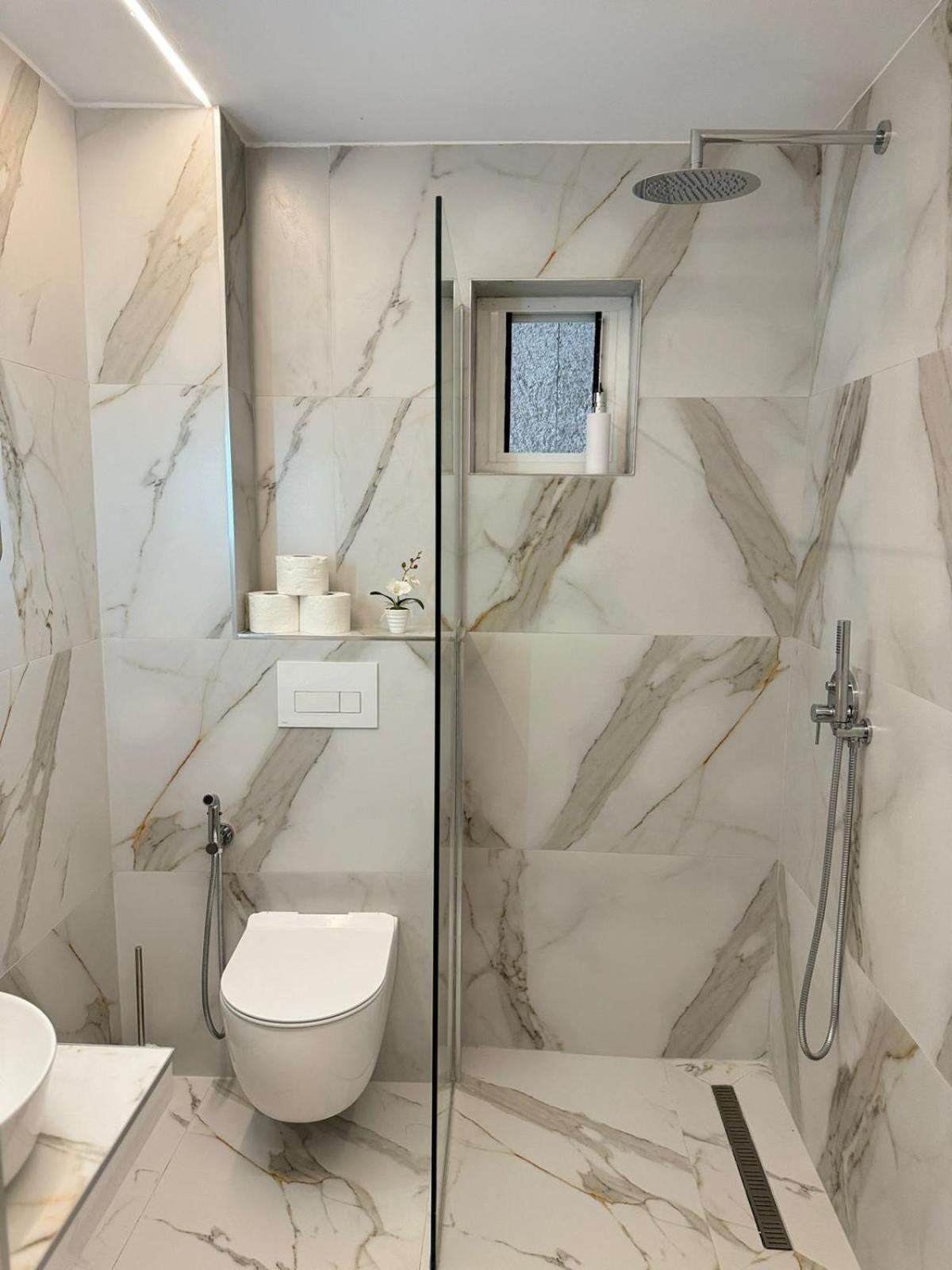 Ansi Paradiso Apartaments Sarande Bagian luar foto
