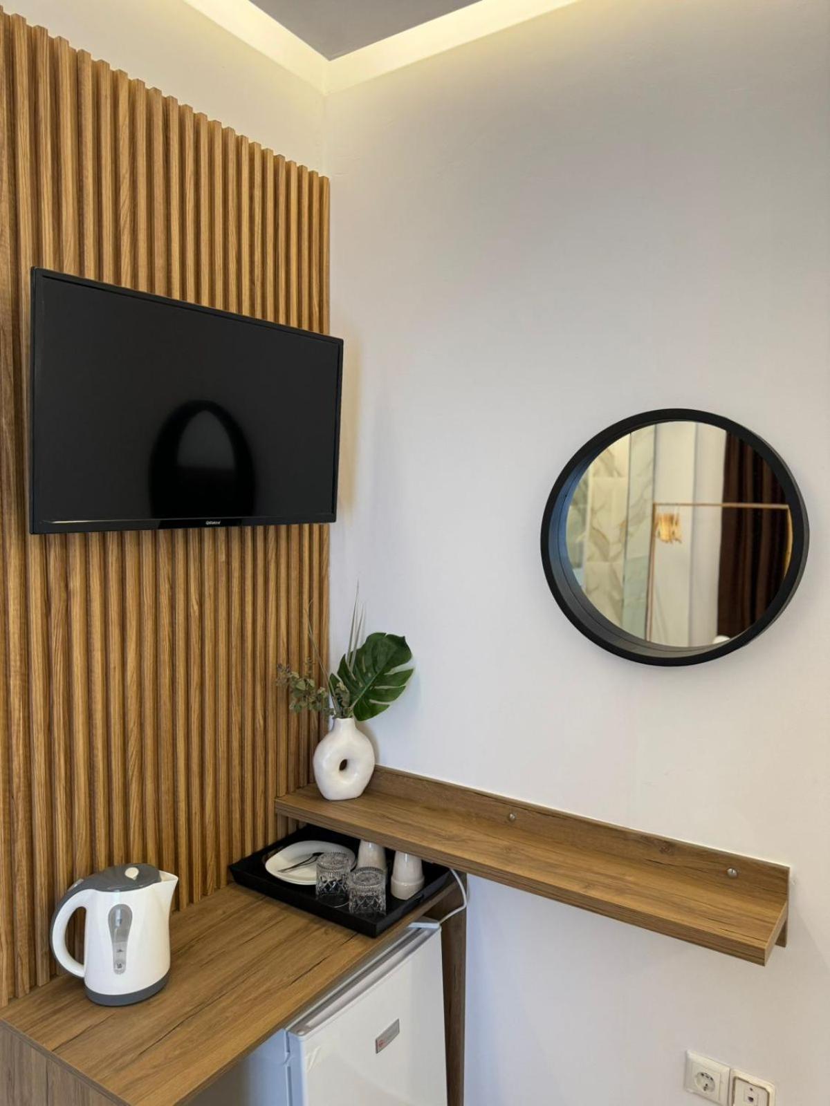 Ansi Paradiso Apartaments Sarande Bagian luar foto