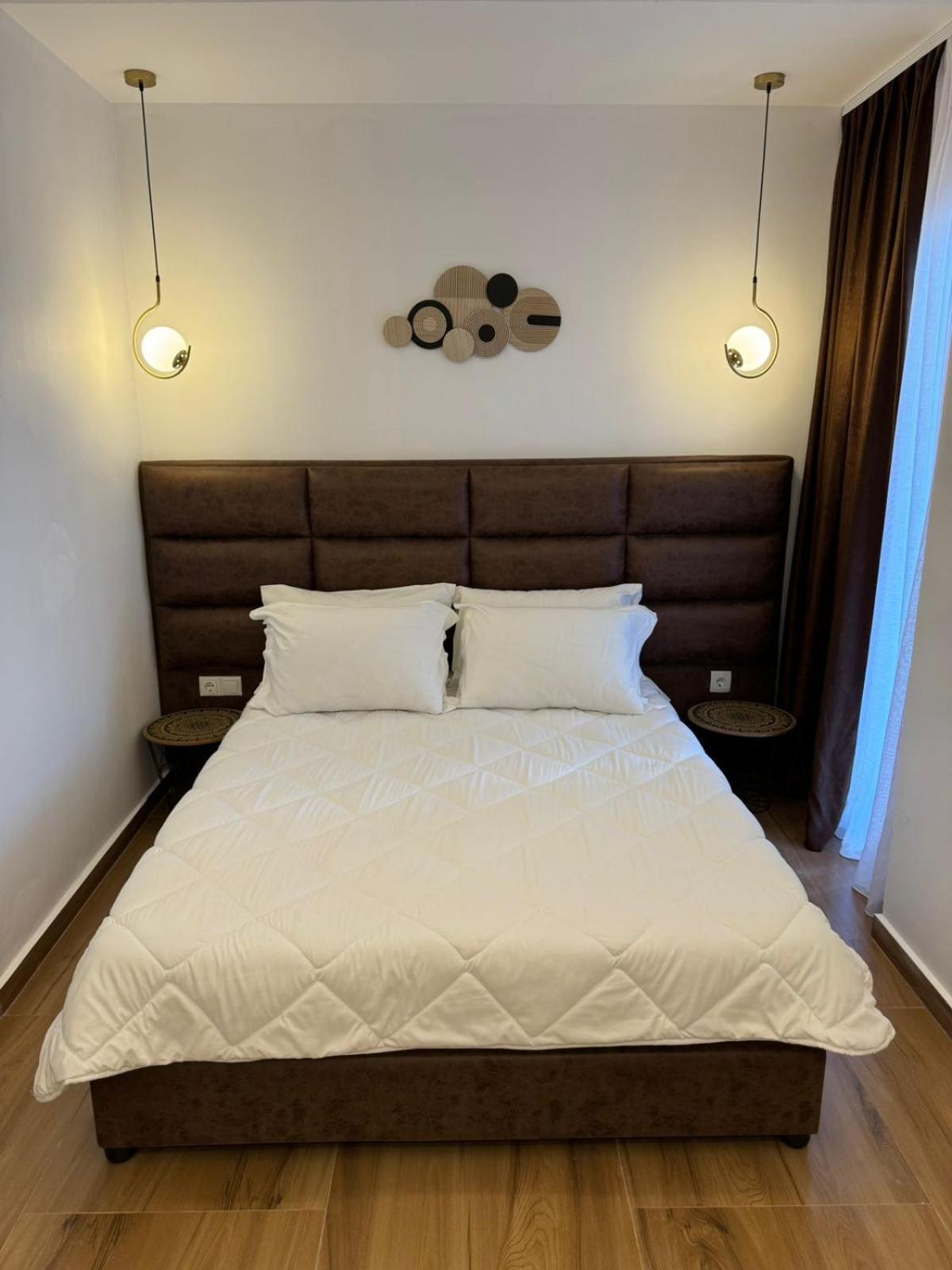 Ansi Paradiso Apartaments Sarande Bagian luar foto
